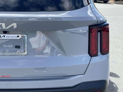 New 2026 Kia Sorento S w/ S Panoramic Sunroof Package FWD image 11