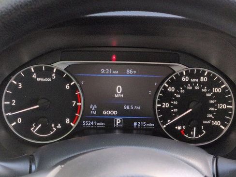 Used 2024 Nissan Altima 2.5 SV FWD image 23
