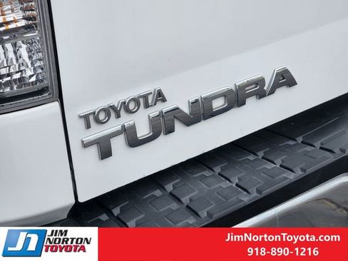 Used 2012 Toyota Tundra Limited w/ Memory Pkg image 12
