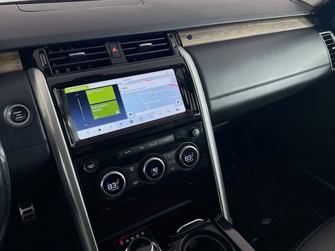 Used 2017 Land Rover Discovery HSE Luxury image 20