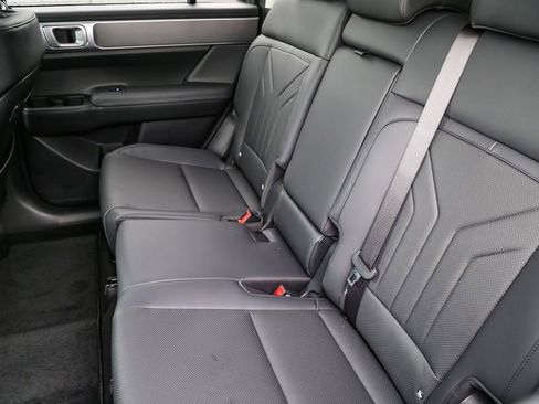 Certified 2026 Hyundai Santa Fe SEL AWD/4WD image 18