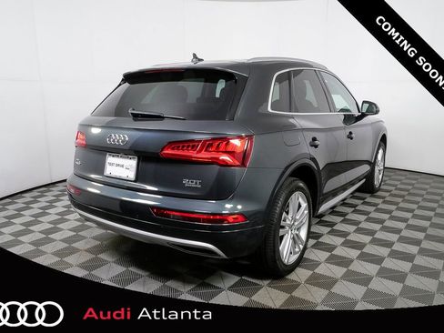 Used 2018 Audi Q5 2.0T w/ Premium Plus Package image 3