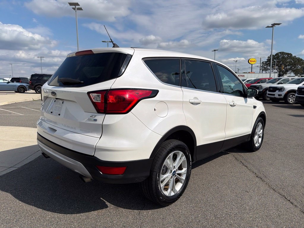 Used 2019 Ford Escape SE AWD/4WD image 4