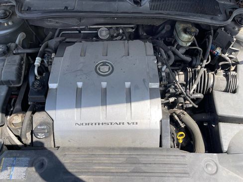 Used 2010 Cadillac DTS Luxury image 23