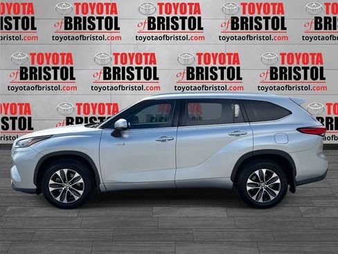 Used 2020 Toyota Highlander XLE image 7
