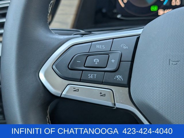 Used 2024 Volkswagen Atlas SE w/ Black Wheel Package FWD image 26