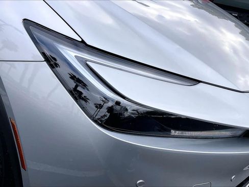 Used 2025 Toyota Prius Plug-In Hybrid image 27