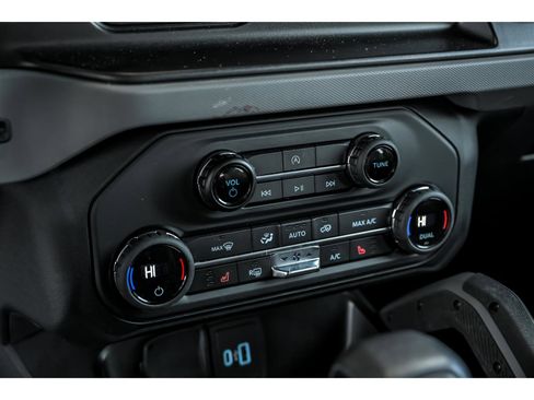 Used 2021 Ford Bronco Big Bend image 17