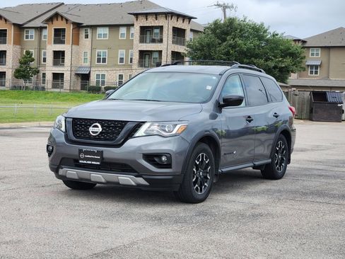 Used 2020 Nissan Pathfinder SV w/ Rock Creek Edition FWD image 2