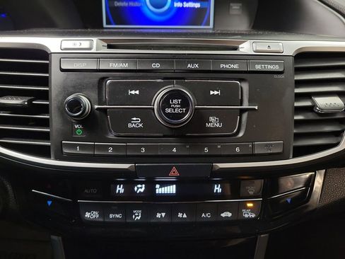 Used 2017 Honda Accord Hybrid Sedan image 17