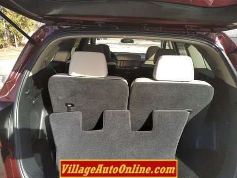 Used 2019 Kia Sorento LX image 32