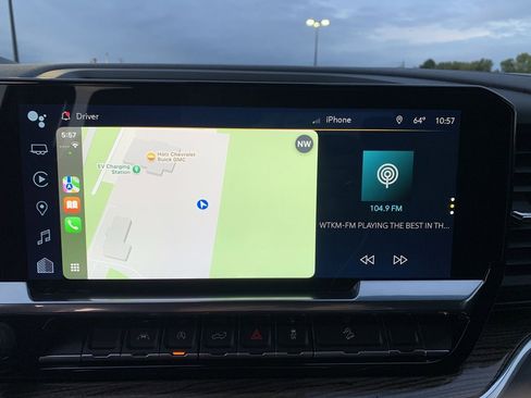 Certified 2022 Chevrolet Silverado 1500 RST image 11