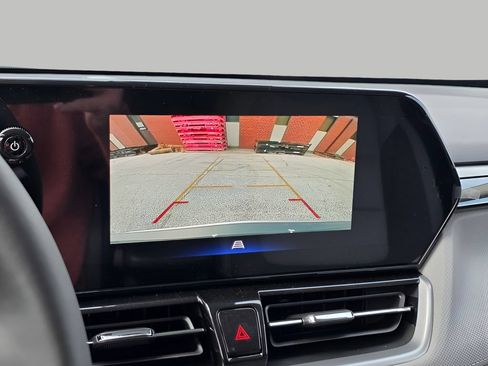 New 2026 Chevrolet TrailBlazer LT w/ LT Cold Weather Package FWD image 20