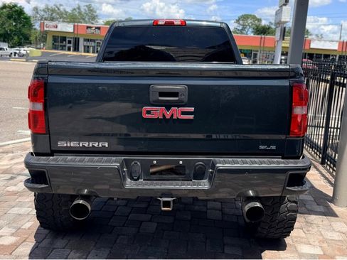 Used 2017 GMC Sierra 1500 SLE w/ Elevation Edition AWD/4WD image 7