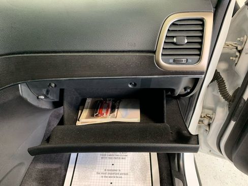 Used 2016 Jeep Grand Cherokee Limited image 30