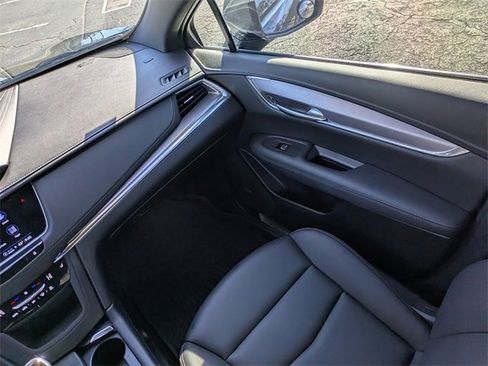 Certified 2023 Cadillac XT5 Luxury image 17