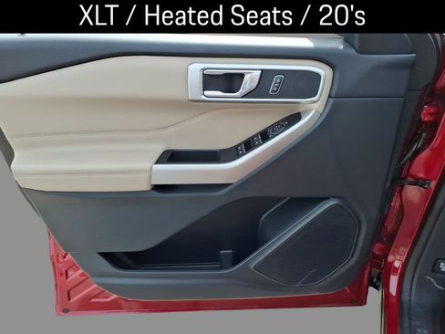 Used 2022 Ford Explorer XLT w/ Equipment Group 202A image 16
