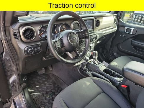 Used 2019 Jeep Wrangler Unlimited Sport S AWD/4WD image 25