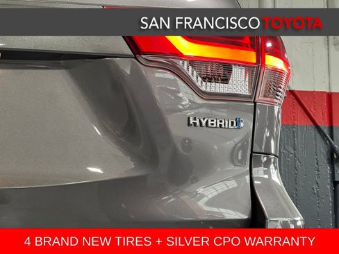Certified 2017 Toyota Highlander LE image 10
