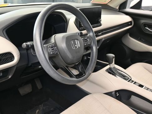 Used 2023 Honda HR-V LX image 13