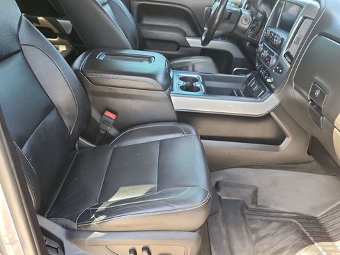 Used 2017 Chevrolet Silverado 1500 LTZ Z71 w/ LTZ Plus Package AWD/4WD image 16
