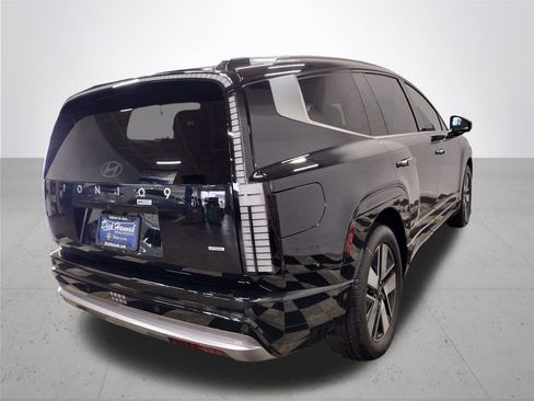 New 2026 Hyundai Ioniq 9 SEL AWD/4WD image 13