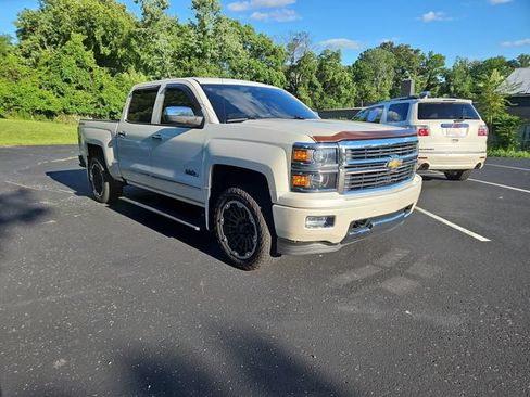 Used 2014 Chevrolet Silverado 1500 High Country AWD/4WD image 3