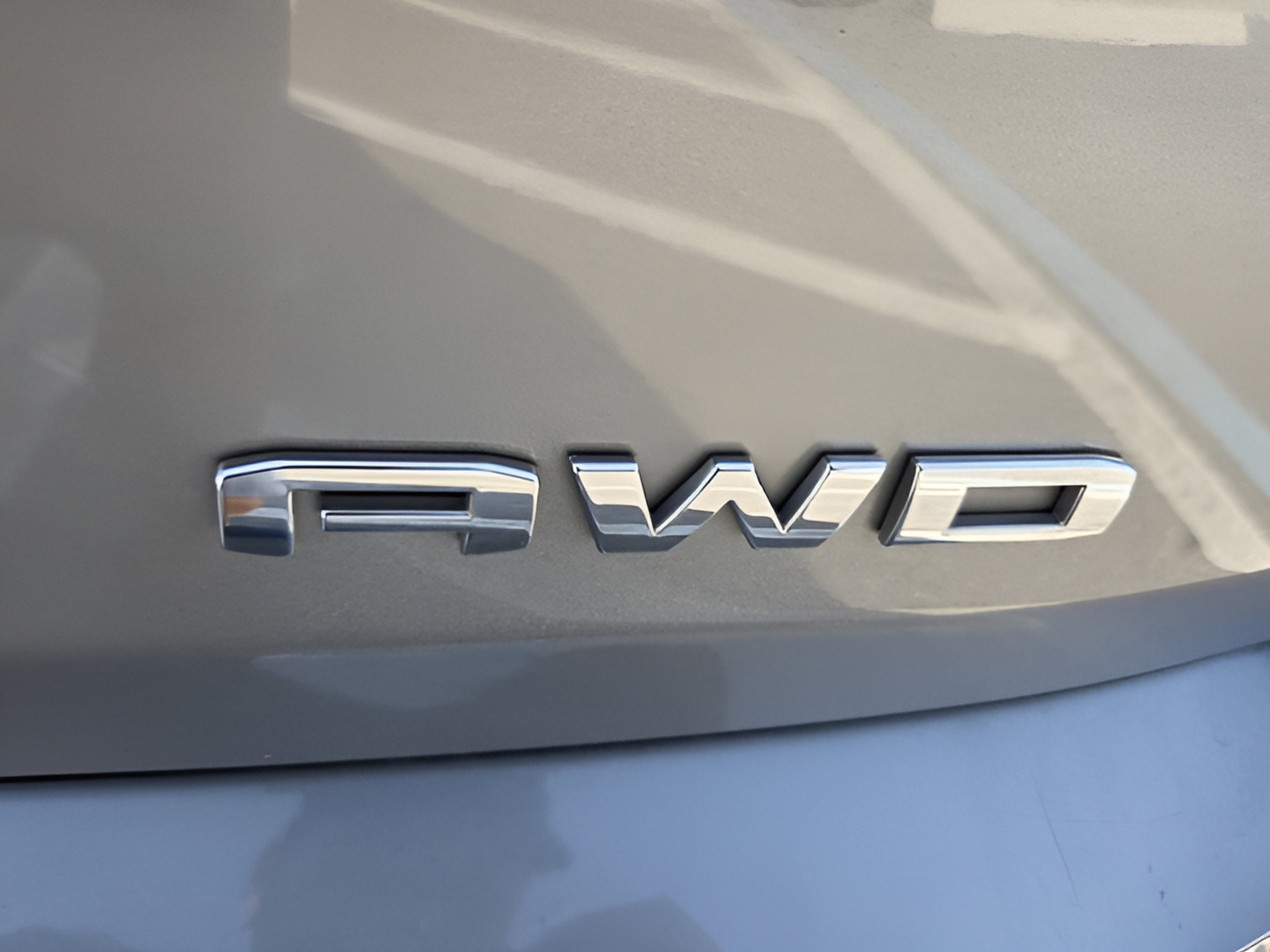 Used 2024 GMC Terrain SLT AWD/4WD image 34