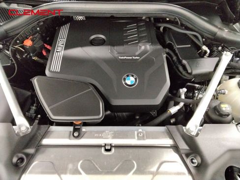 Used 2023 BMW X4 xDrive30i image 40