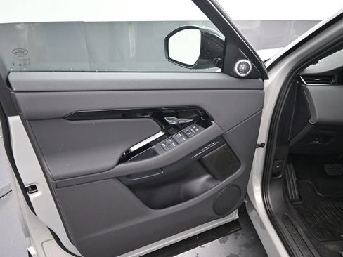 New 2026 Land Rover Range Rover Evoque S AWD/4WD image 18