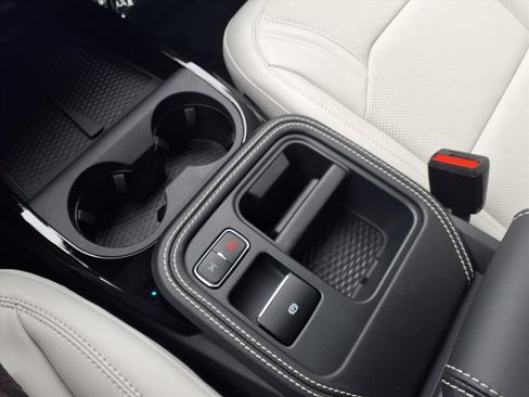 New 2025 Ford Mustang Mach-E Premium image 20