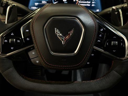 Used 2024 Chevrolet Corvette Stingray Premium Cpe w/ Z51 Performance Package RWD image 10