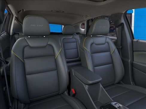 New 2026 Chevrolet Trax ACTIV w/ Sunroof Package image 16
