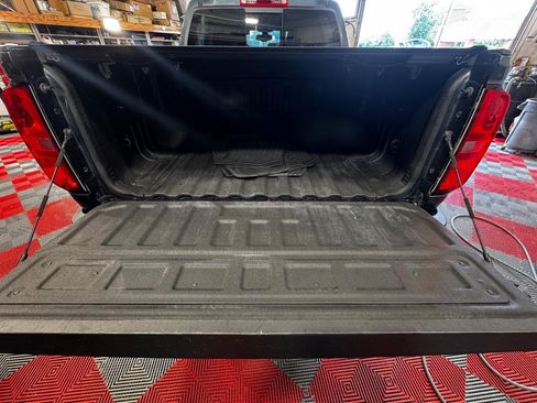 Used 2019 Chevrolet Colorado ZR2 AWD/4WD image 12