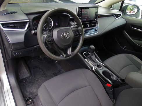 Used 2021 Toyota Corolla LE FWD image 19
