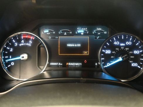 Used 2018 Ford F250 Lariat w/ Chrome Package image 32