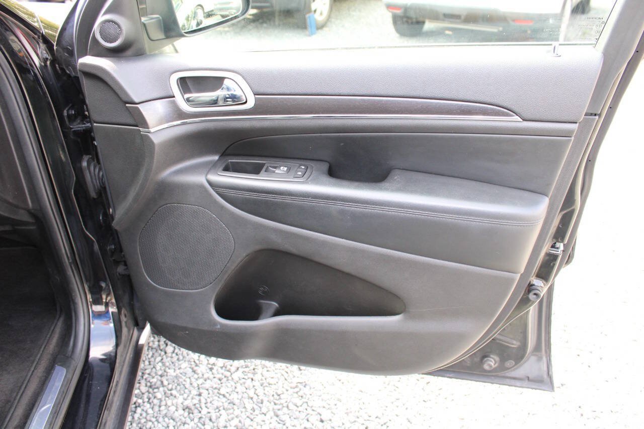 Used 2018 Jeep Grand Cherokee Limited AWD/4WD image 22