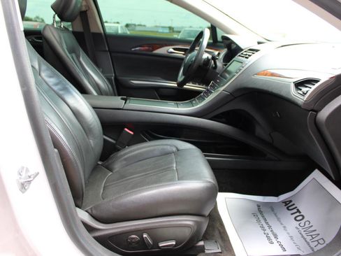 Used 2014 Lincoln MKZ AWD image 45