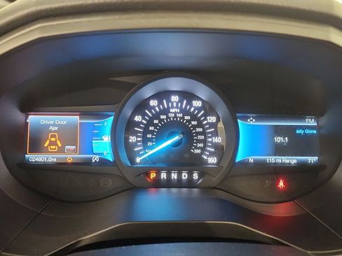 Certified 2024 Ford Edge ST-Line AWD/4WD image 11
