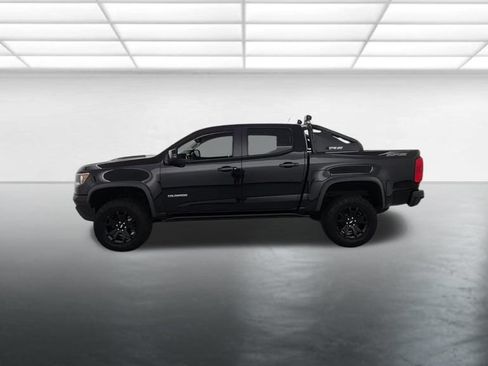 Used 2019 Chevrolet Colorado ZR2 w/ ZR2 Midnight Special Edition AWD/4WD image 5