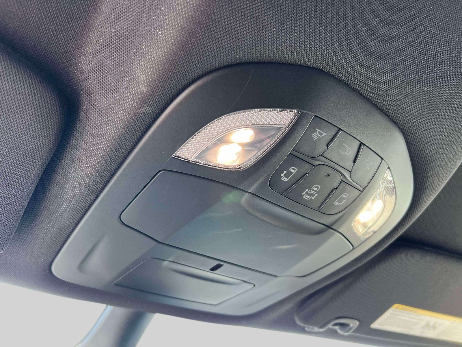 Used 2026 Chrysler Pacifica Select FWD image 29