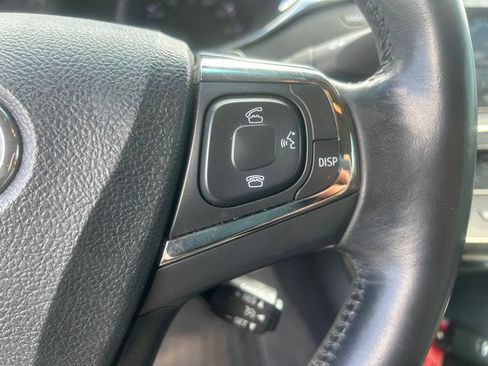 Used 2013 Toyota Avalon Limited FWD image 19