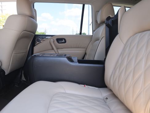 Used 2024 Nissan Armada Platinum w/ Captain's Chairs Package AWD/4WD image 13