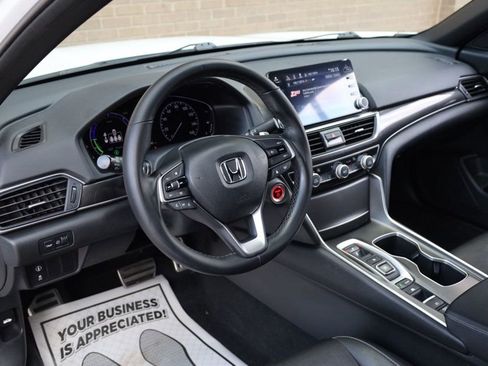 Used 2022 Honda Accord Sport image 12