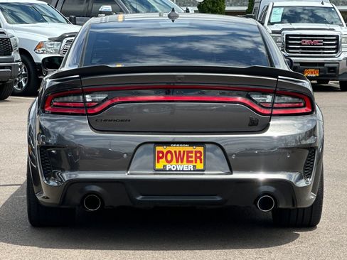 Used 2022 Dodge Charger Scat Pack RWD image 5
