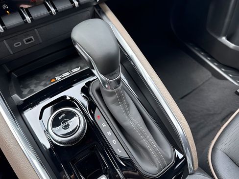 New 2026 GMC Canyon Denali AWD/4WD image 18