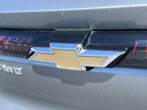 Used 2024 Chevrolet Equinox EV LT AWD/4WD image 8