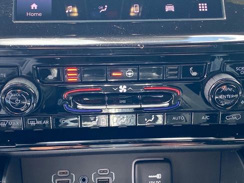 New 2026 Jeep Grand Cherokee Laredo X AWD/4WD image 10