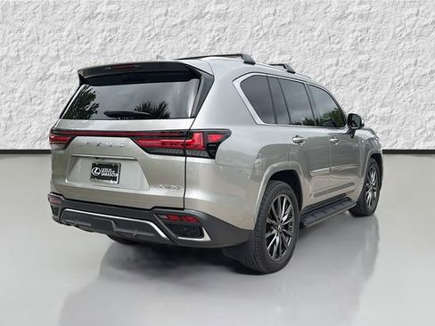 Used 2023 Lexus LX 600 F Sport w/ Accessory Package (A2) AWD/4WD image 3