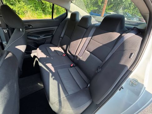Used 2025 Nissan Altima 2.5 SV FWD image 34